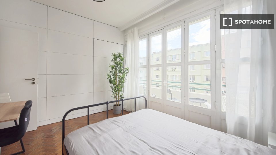 Double room Lisbon, 8 beds — photo 14