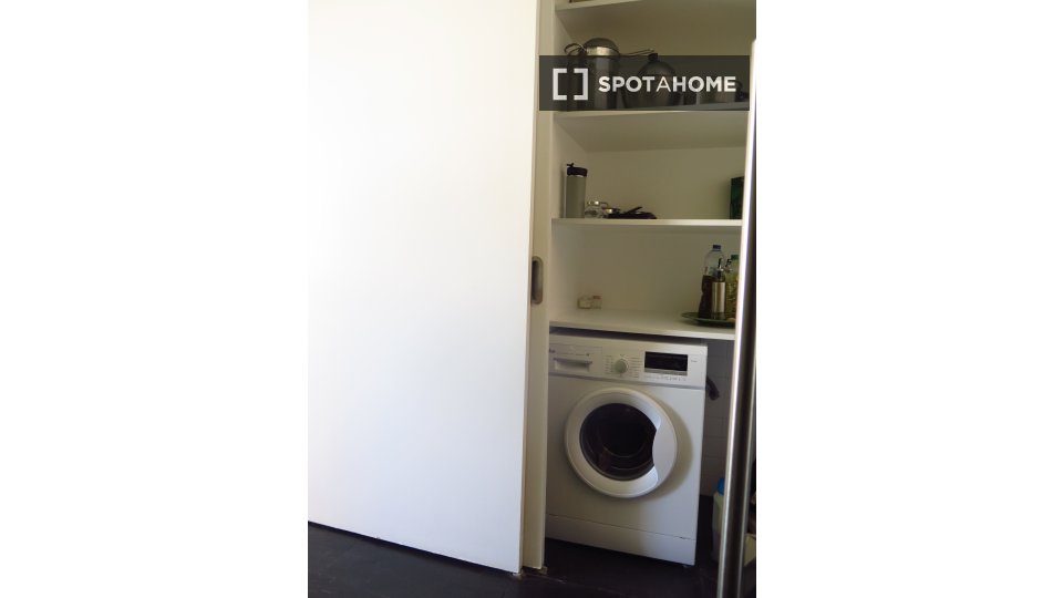Apartment Lisbon, 2 beds, 80m² — photo 6