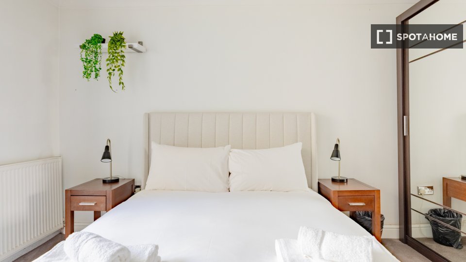 Apartment London, 2 beds — photo 15