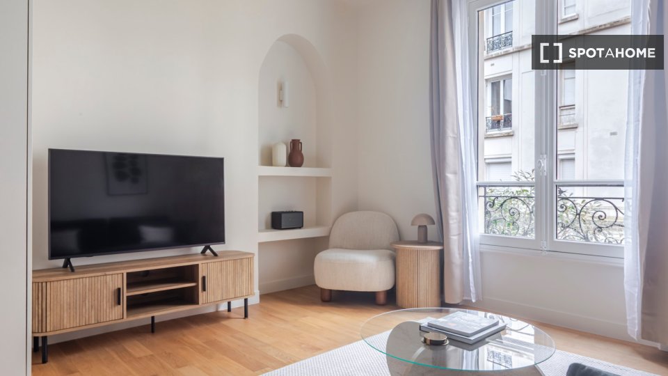 Apartment Paris, 1 bed, 31m² — photo 2