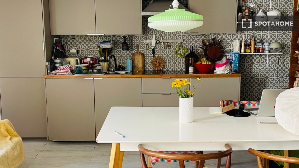 Apartment Lisbon, 2 beds, 72m² — photo 15