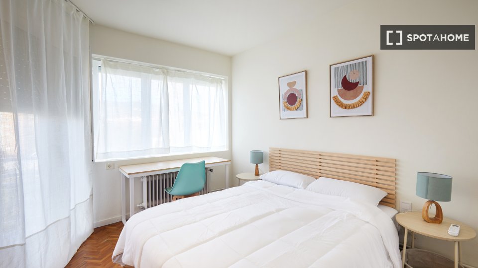 Apartment Barcelona, 3 beds, 82m² — photo 35