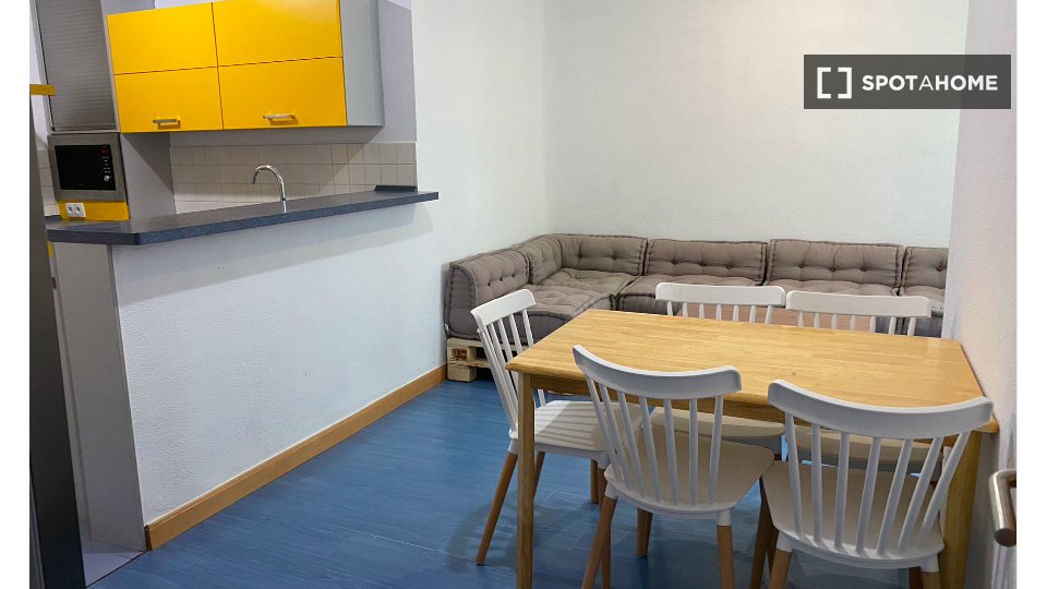 Double room Salamanca, 5 beds, 100m² — photo 1