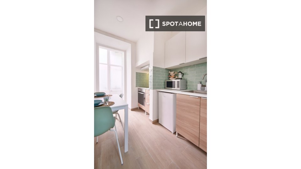 Apartment Lisbon, 1 bed — photo 5