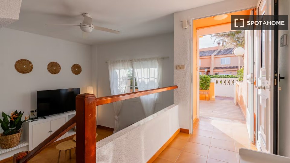 Apartment Valencia, 3 beds — photo 12