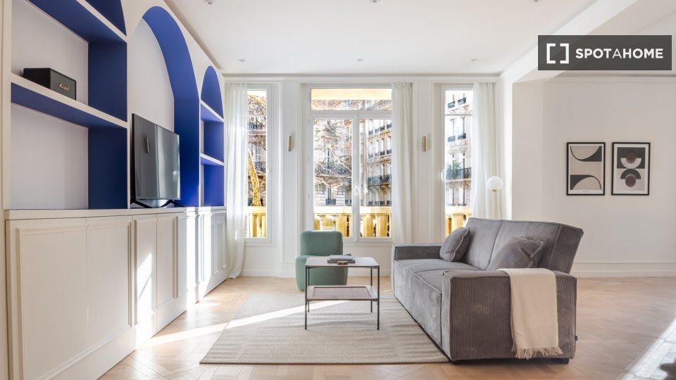 Apartment Paris, 5 beds, 194m² — photo 1