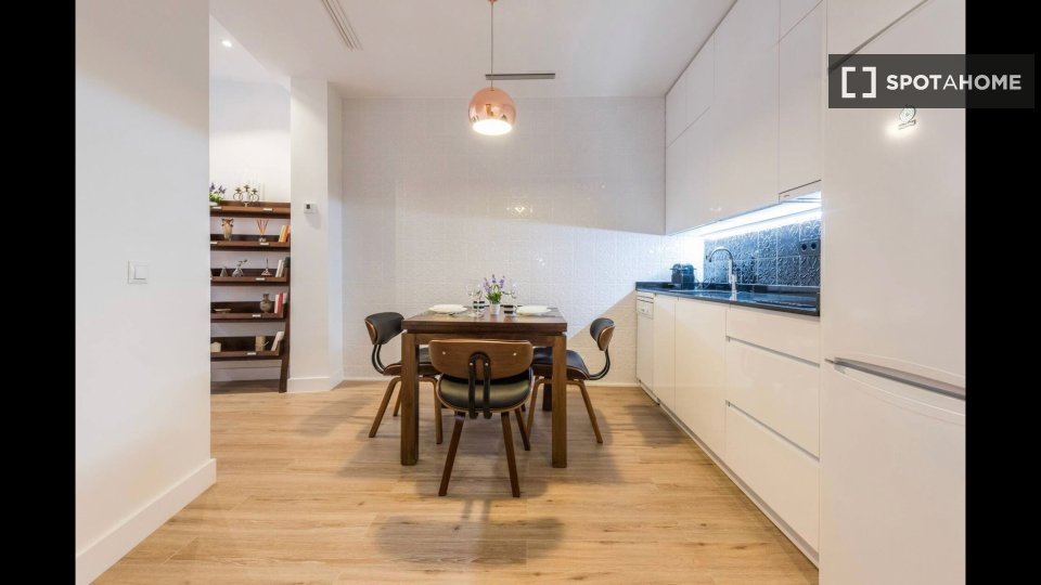 Apartment Madrid, 1 bed, 60m² — photo 3