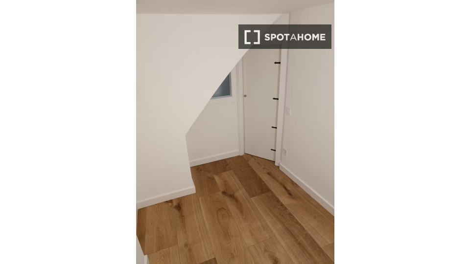 Apartment Barcelona, 2 beds — photo 9