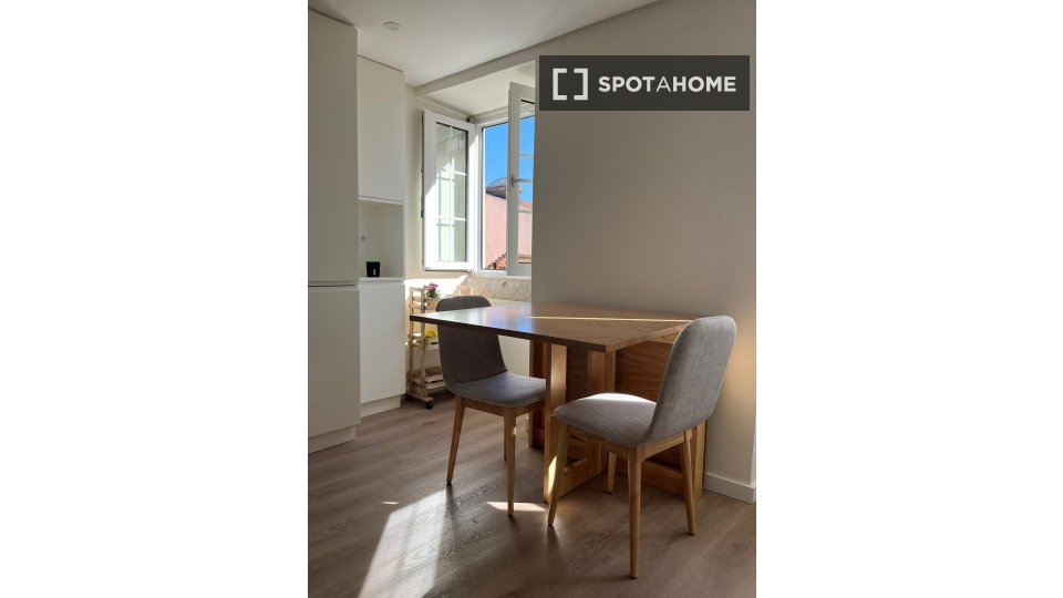 Apartment mono Lisbon, 35m² — photo 8