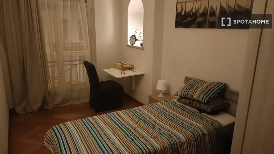 Double room Brussels, 15 beds, 600m² — photo 14