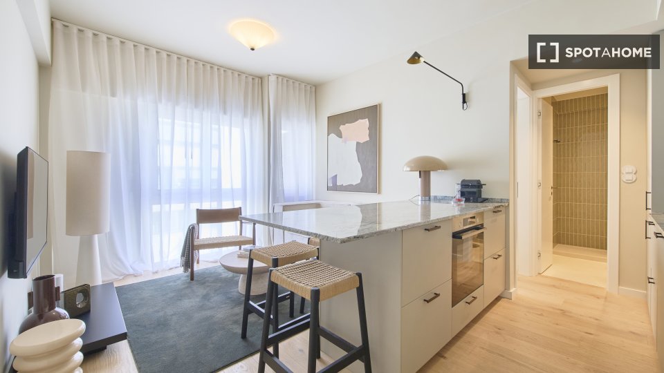 Apartment Lisbon, 1 bed — photo 6