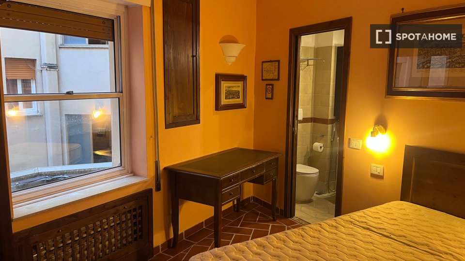 Double room Rome, 4 beds, 94m² — photo 42