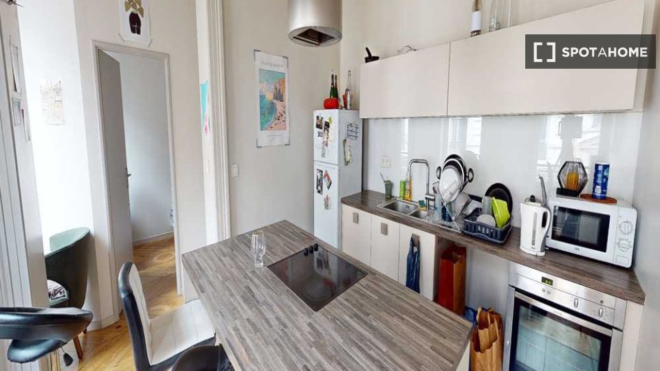 Camera doppia Lione, 4 camere, 90m² — foto 2