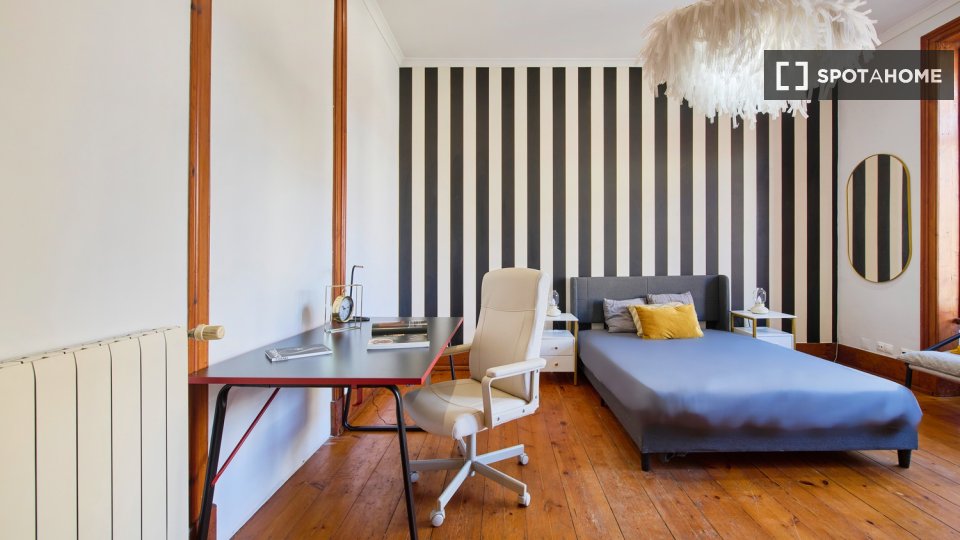 Double room Lisbon, 8 beds — photo 33
