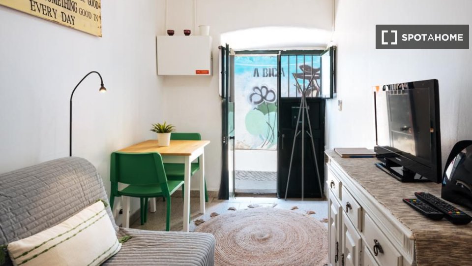 Apartment Lisbon, 1 bed, 50m² — photo 49