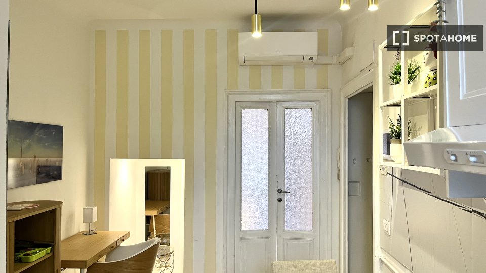 Apartment Milan, 1 bed — photo 16