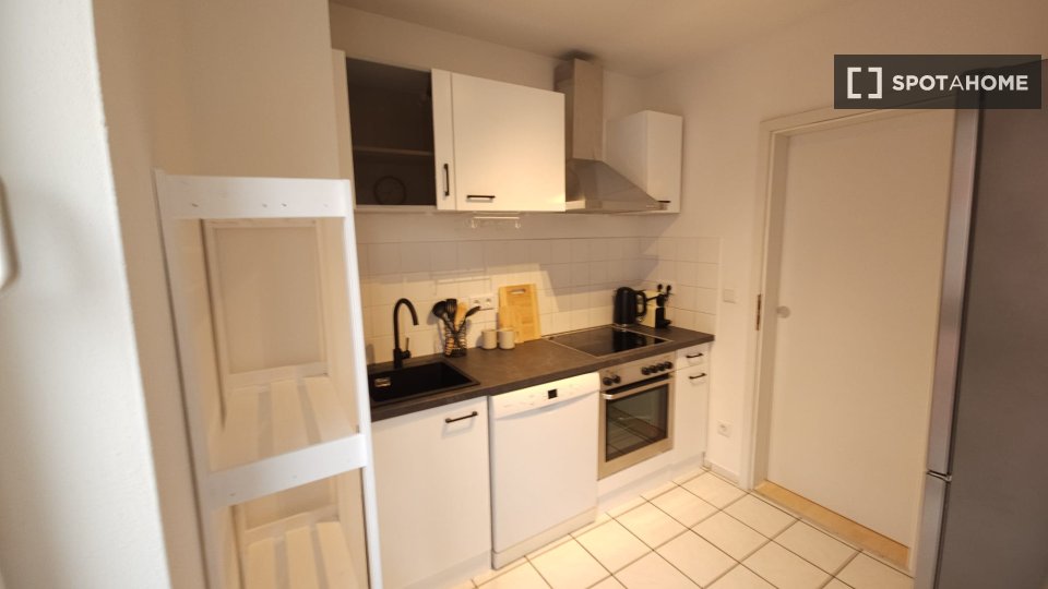 Apartment Munich, 3 beds, 68m² — photo 14