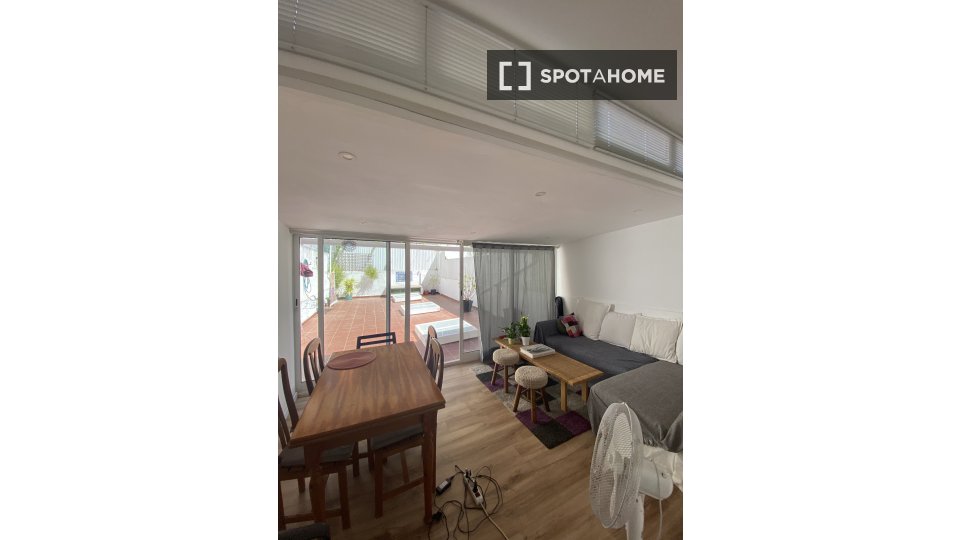 Double room Lisbon, 1 bed — photo 1