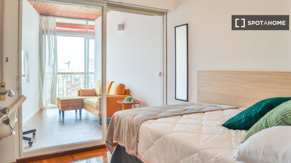 Double room Madrid, 9 beds — photo 16
