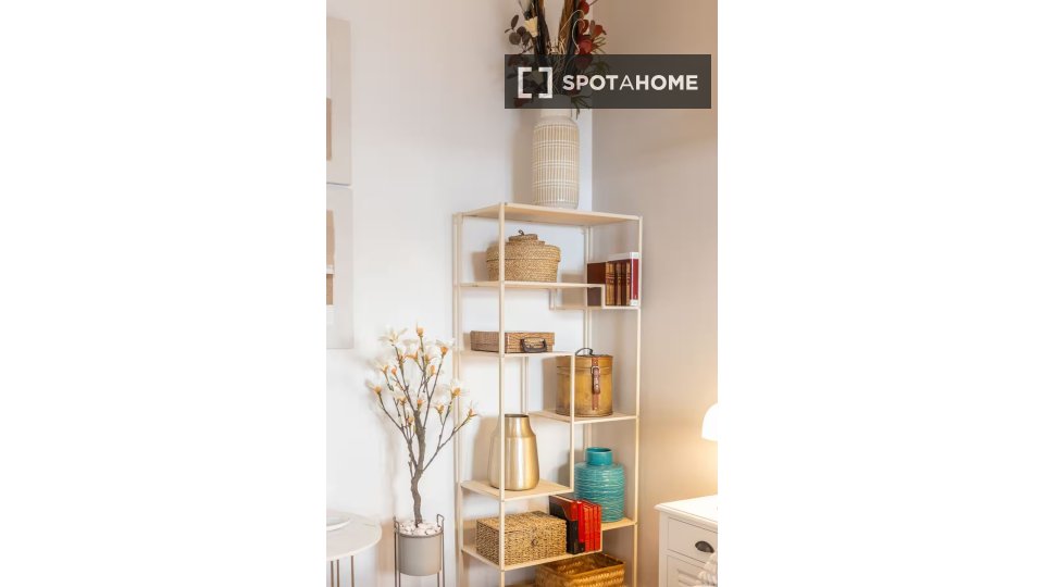 Apartment Lisbon, 1 bed — photo 18