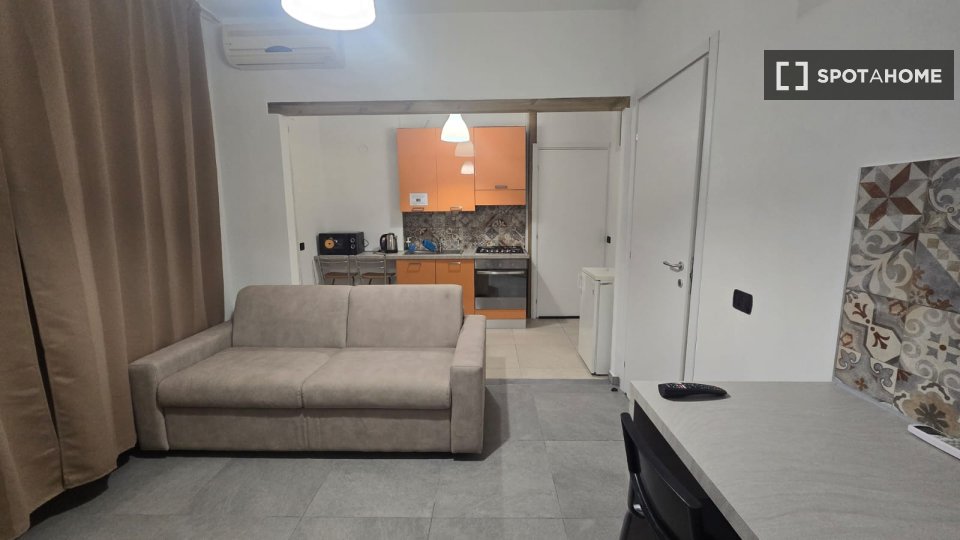 Double room Rome, 2 beds, 100m² — photo 6