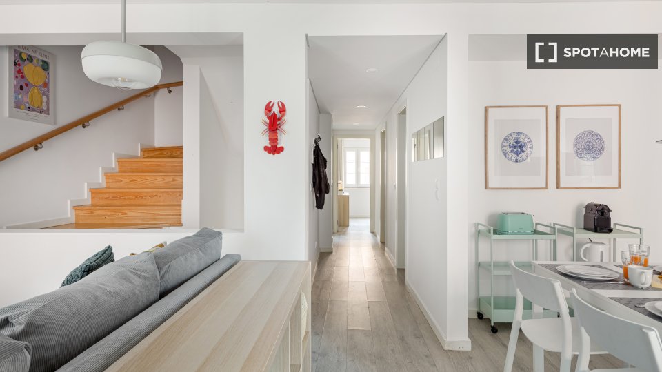 Apartment Lisbon, 4 beds — photo 16