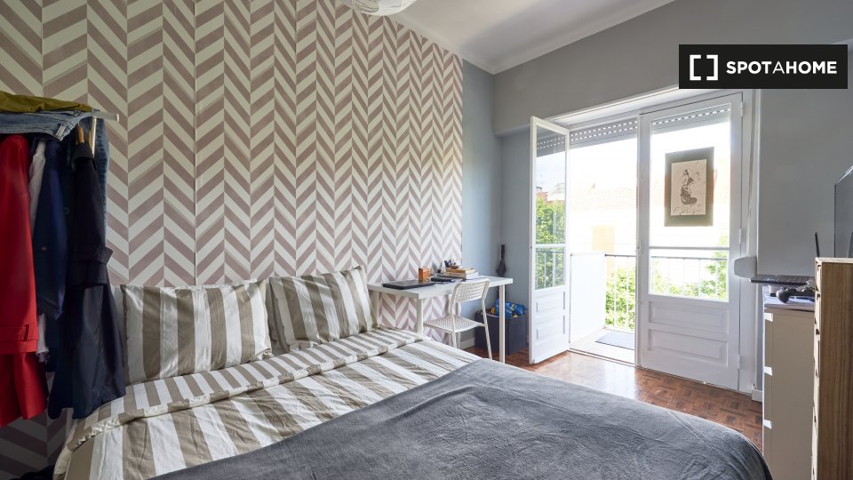 Double room Lisbon, 7 beds — photo 1