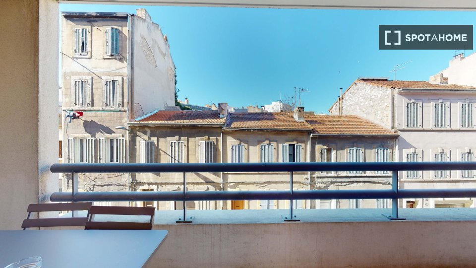 Double room Marseille, 8 beds — photo 9