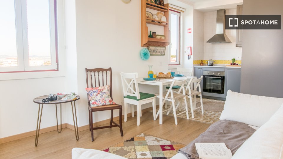 Apartment Lisbon, 2 beds — photo 16