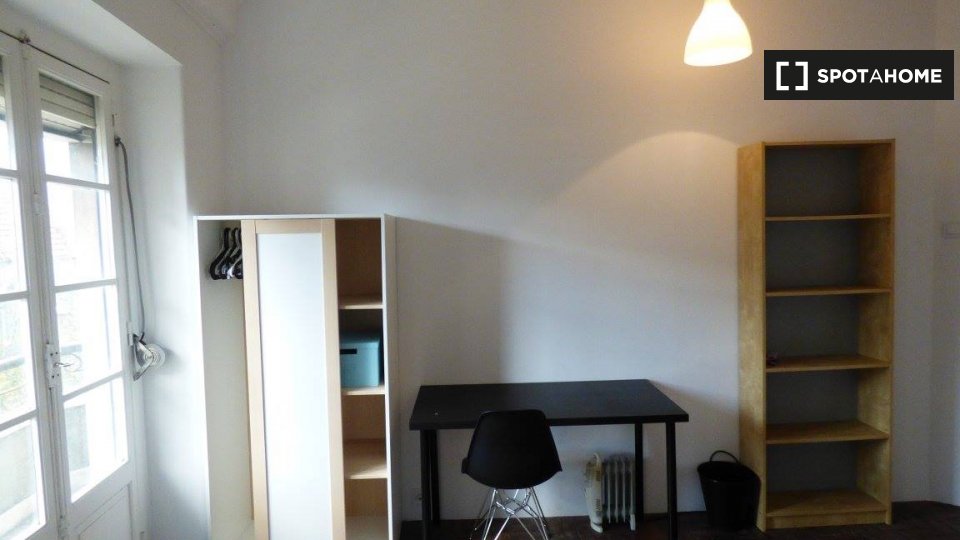 Double room Lisbon, 7 beds — photo 4
