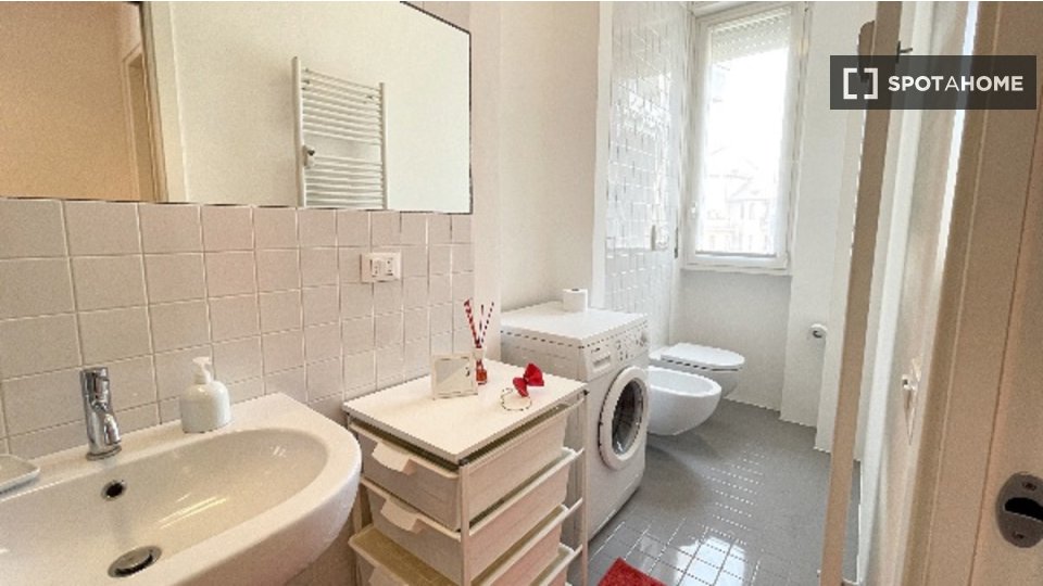 Apartment Milan, 1 bed, 61m² — photo 7