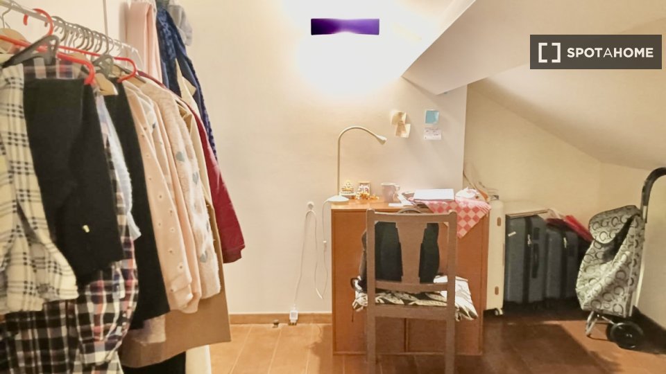 Double room Brussels, 4 beds — photo 9