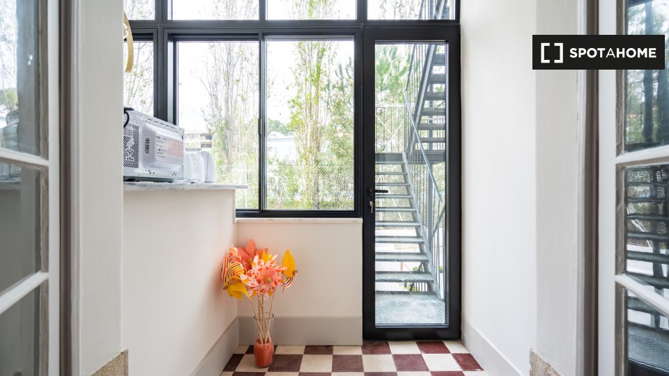 Apartment Lisbon, 2 beds — photo 17
