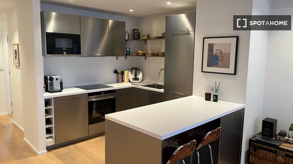 Apartment Brussels, 2 beds, 100m² — photo 1