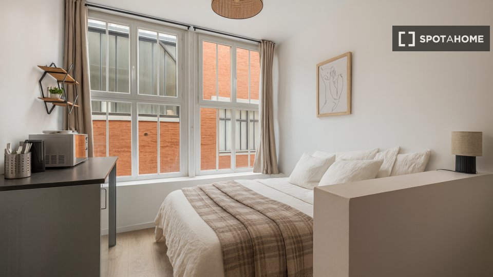 Double room Paris, 13 beds, 248m² — photo 32