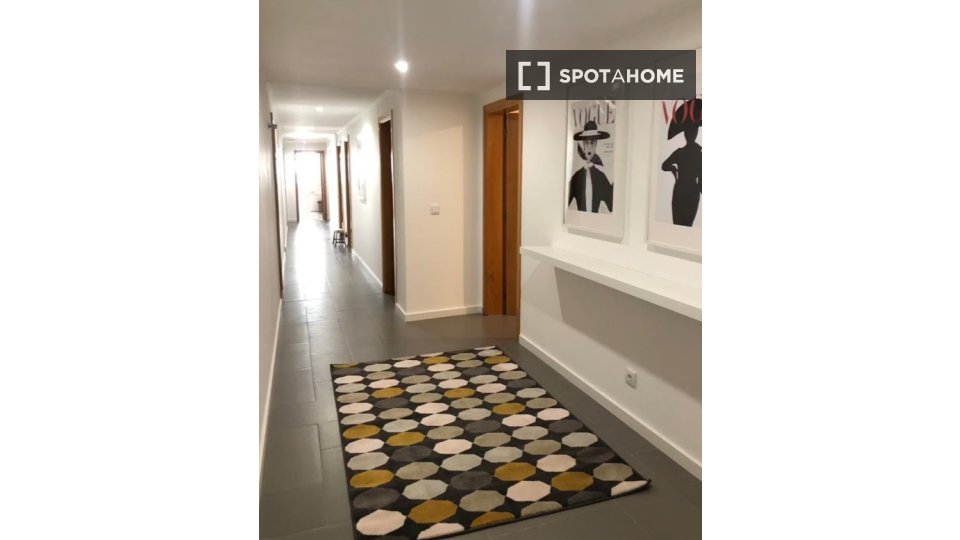 Double room Lisbon, 6 beds, 150m² — photo 10