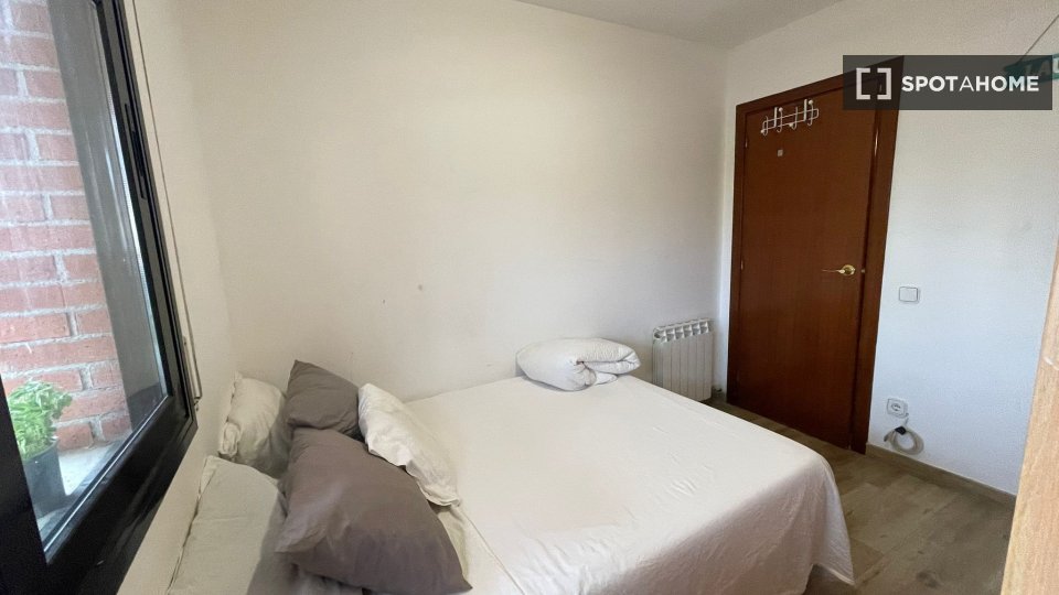 Double room Barcelona, 1 bed, 100m² — photo 6