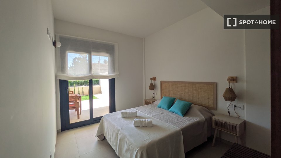 Apartment Alicante, 2 beds — photo 35