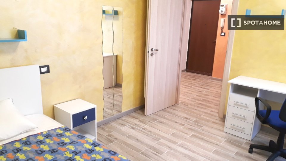Double room Turin, 2 beds, 70m² — photo 7