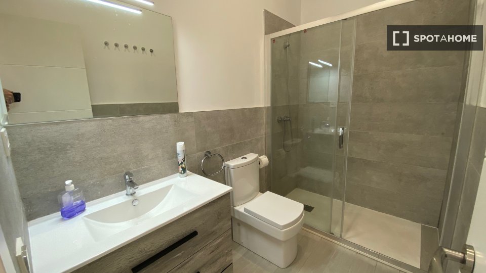 Apartment mono Madrid, 65m² — photo 2