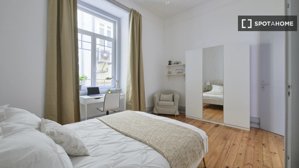 Double room Lisbon, 10 beds — photo 15