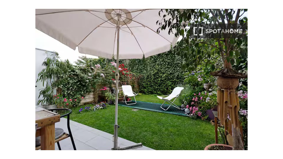 Double room Milan, 2 beds — photo 9