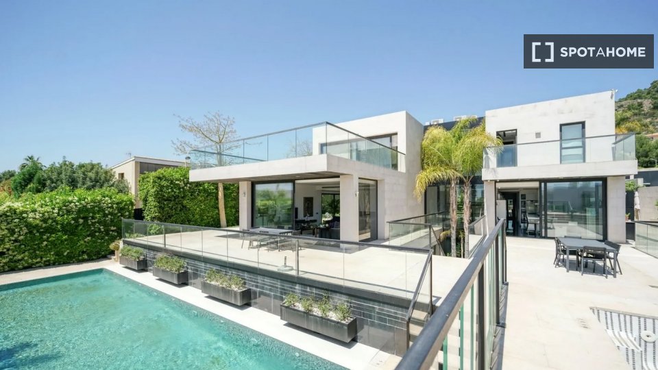 Apartment Valencia, 4 beds, 350m² — photo 3