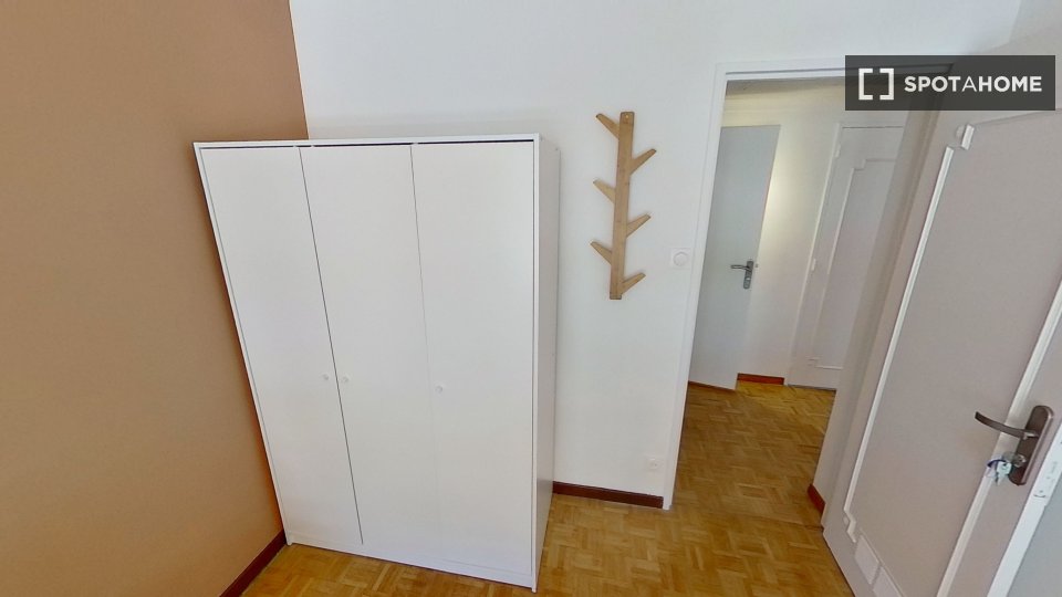 Double room Marseille, 15 beds — photo 17