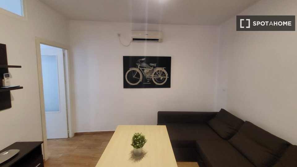 Apartment Seville, 1 bed, 55m² — photo 2