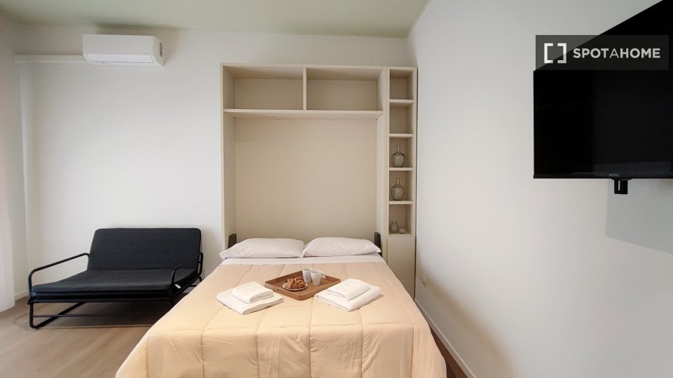 Apartment mono Milan, 35m² — photo 2