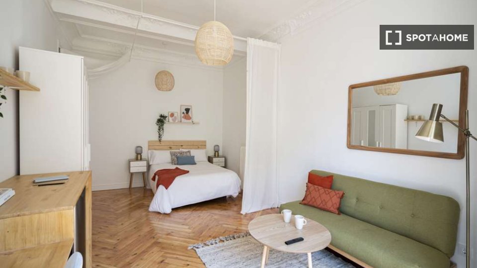 Double room Madrid, 8 beds — photo 4