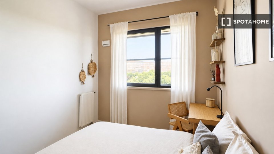 Chambre double Paris, 4 chambres — photo 32
