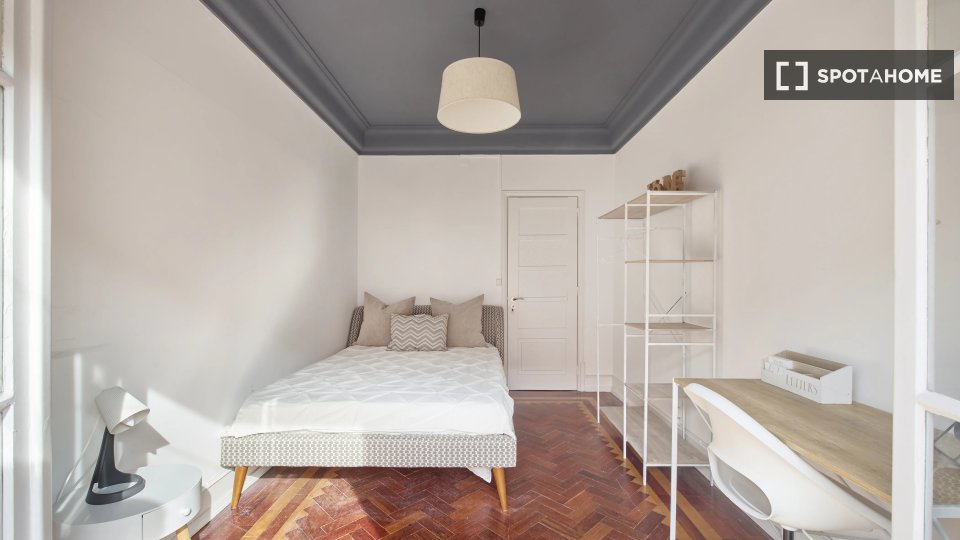 Double room Lisbon, 7 beds — photo 3