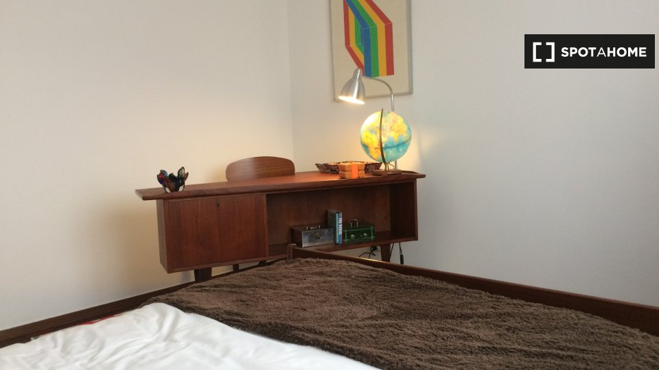 Double room Lisbon, 4 beds, 160m² — photo 7